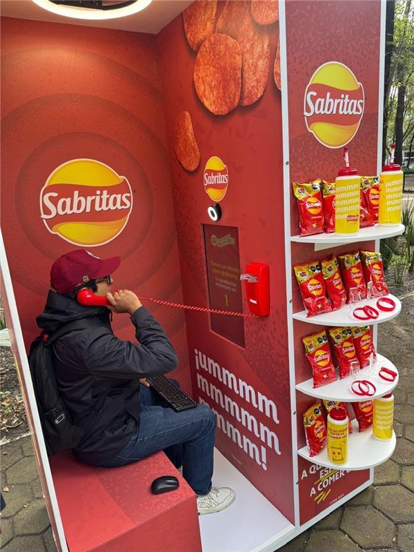 ¿Tienes algo que contar? Sabritas® te escucha en sus nuevas Cabinas Irresistibles 