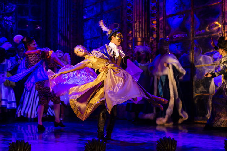 25_The Phantom of the Opera