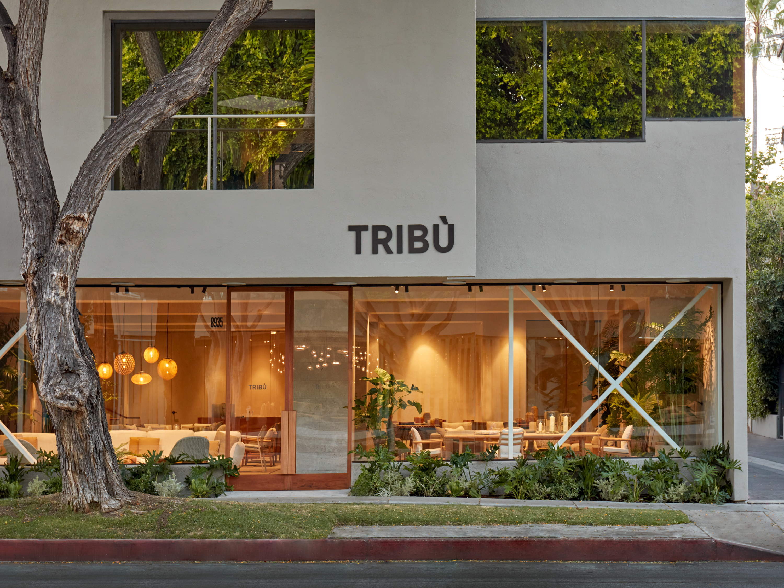 La marque Belge de mobilier d'extérieur Tribù ouvre cet été un flagship store à Los Angeles
