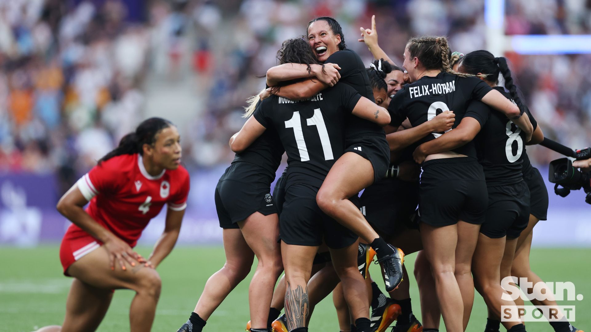 New Zealand won their first medal in Paris by defending the Women's Rugby Sevens title.