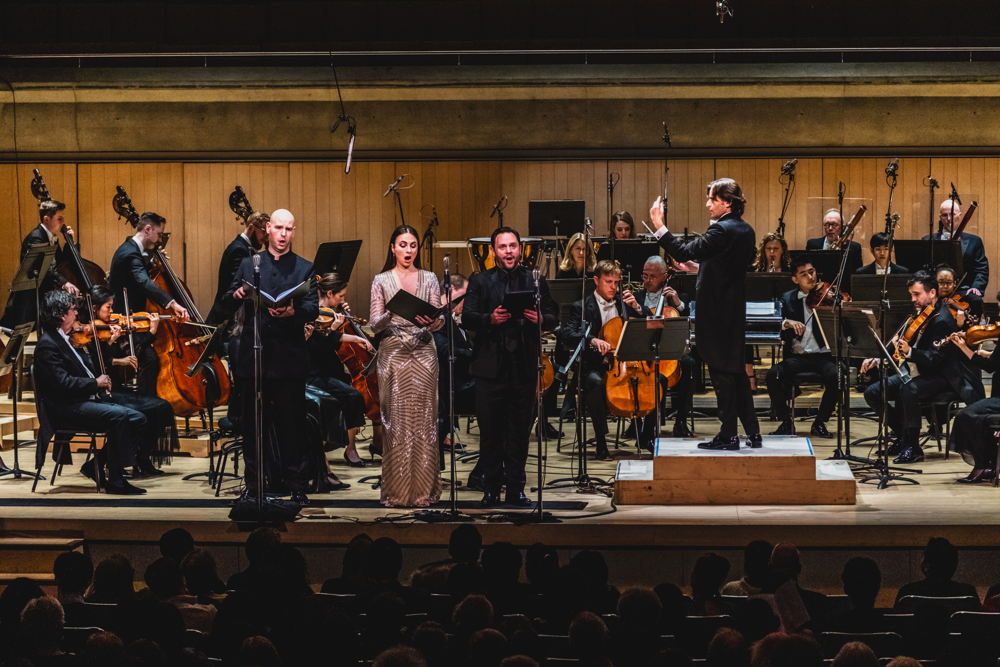 Performance of Stravinsky's Pulcinella (Photo by Jae Yang/Courtesy of the Toronto Symphony Orchestra) Performance of Stravinsky's Pulcinella (Photo by Jae Yang/Courtesy of the Toronto Symphony Orchestra)