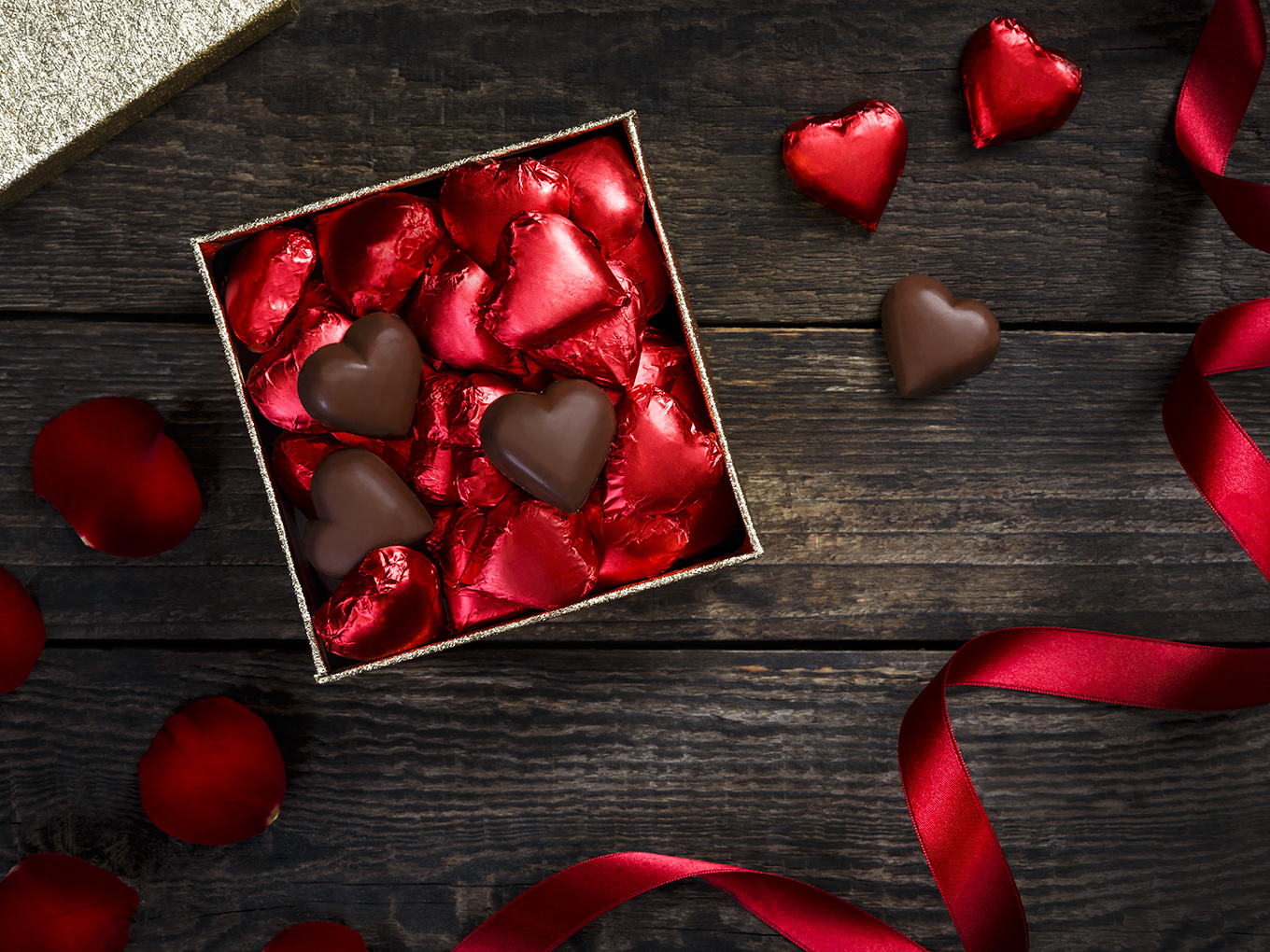Emirates Special Treat for Valentine’s