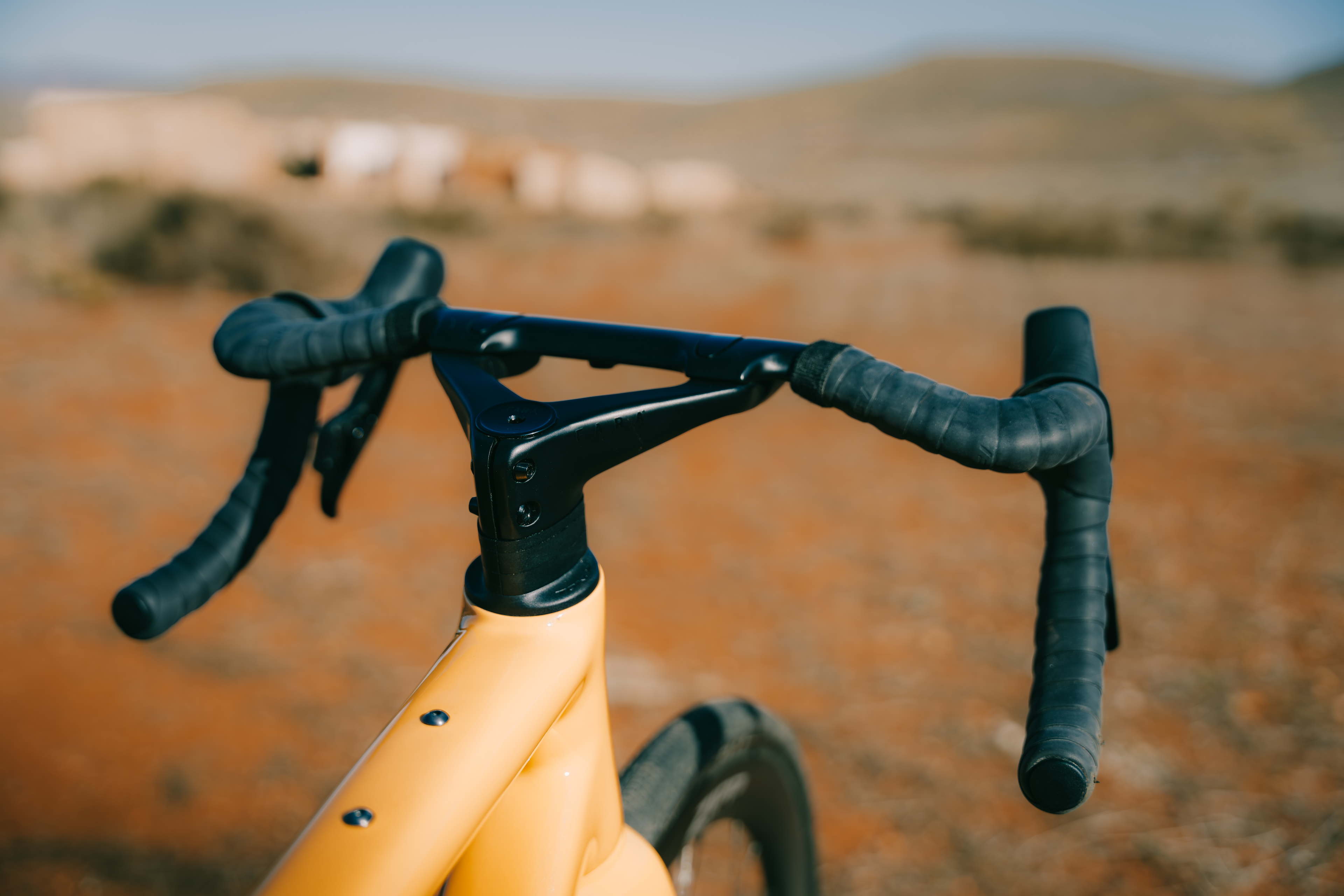 Fara Cycling Launches Innovative Modular Cockpit Featuring Enhanced Ergonomics