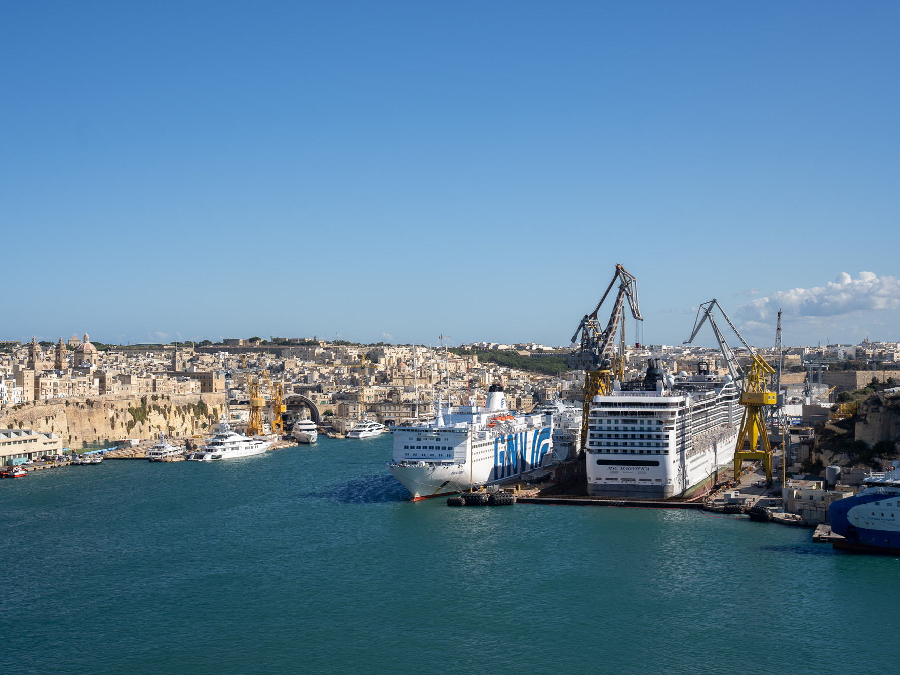 Grote renovatie van MSC Magnifica gaat van start in scheepswerf in Malta