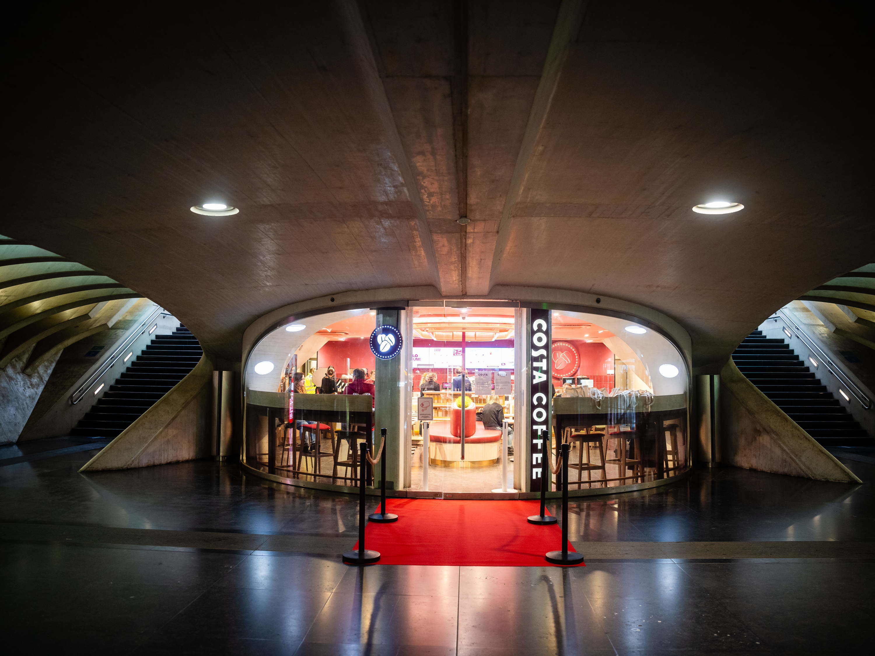 Nieuwe mijlpaal voor Costa Coffee: eerste Belgische vestiging opent in Luik 