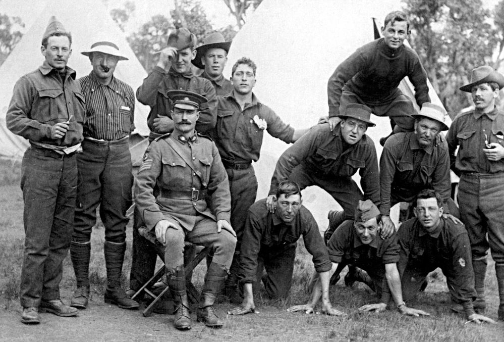 AKG3825646 ANZAC Day © akg-images / Pictures From History