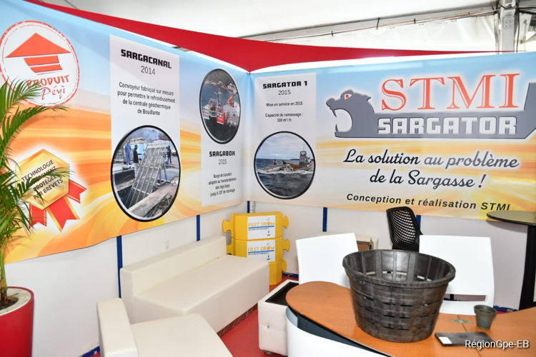 Stand featuring solutions to collect sargassum at SARG'EXPO