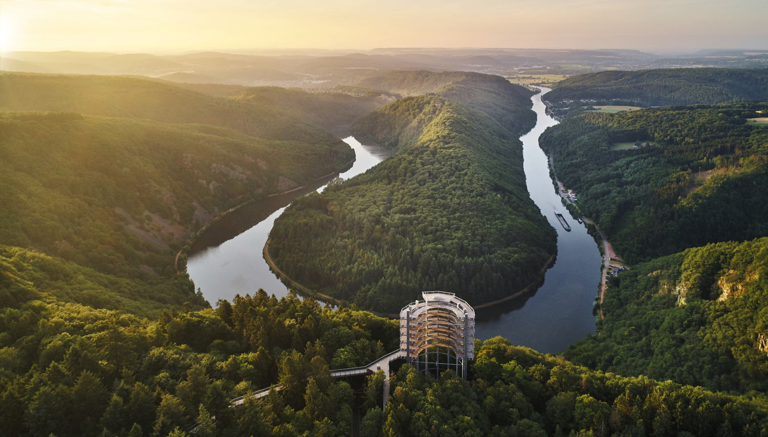 Saarschleife: Treetop path (c) DZT / Jens Wegener