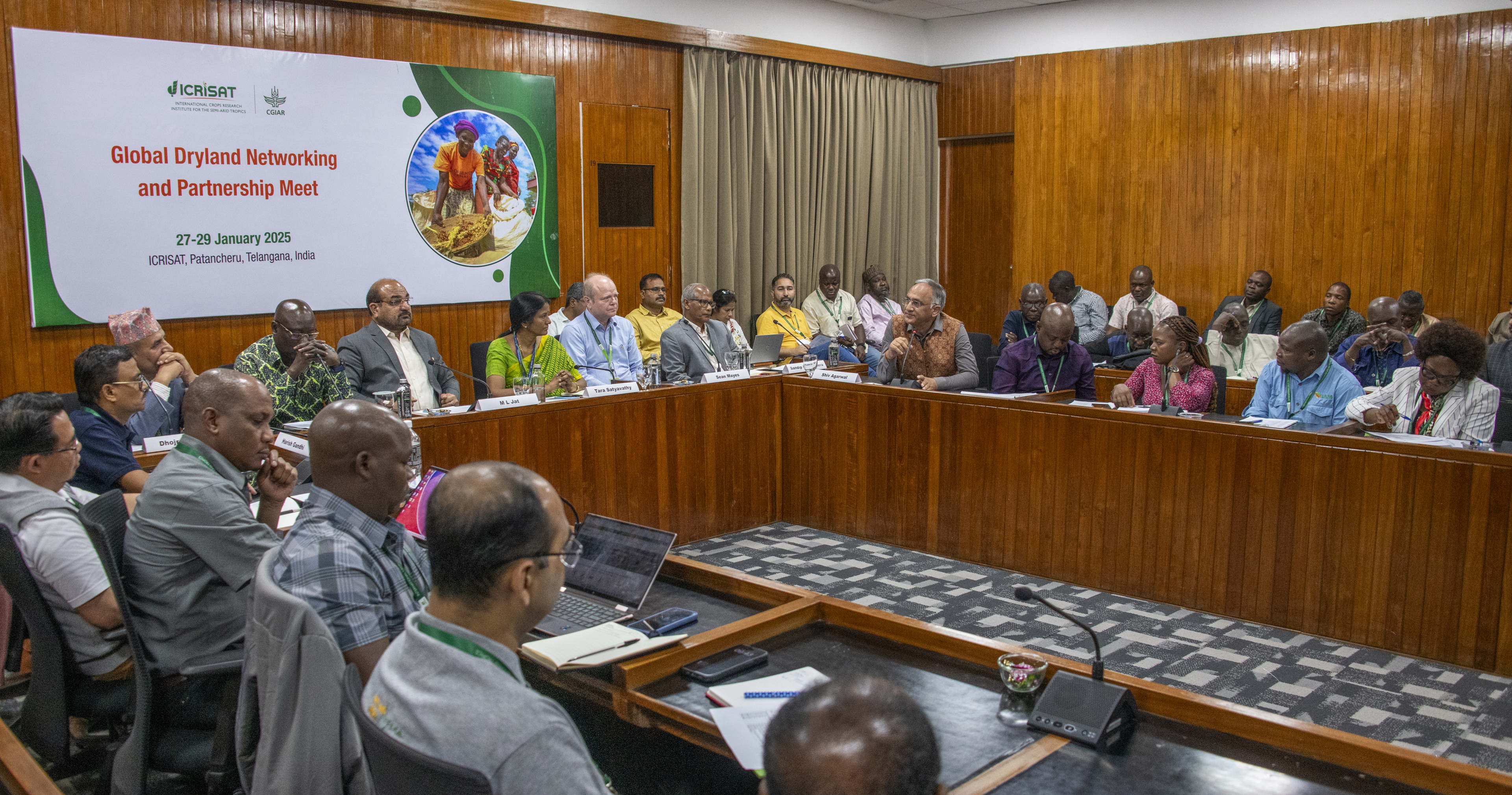 A Unified Vision for Dryland Crop Improvement: Global NARS and CGIAR Centers Strengthen Ties at ICRISAT Meet