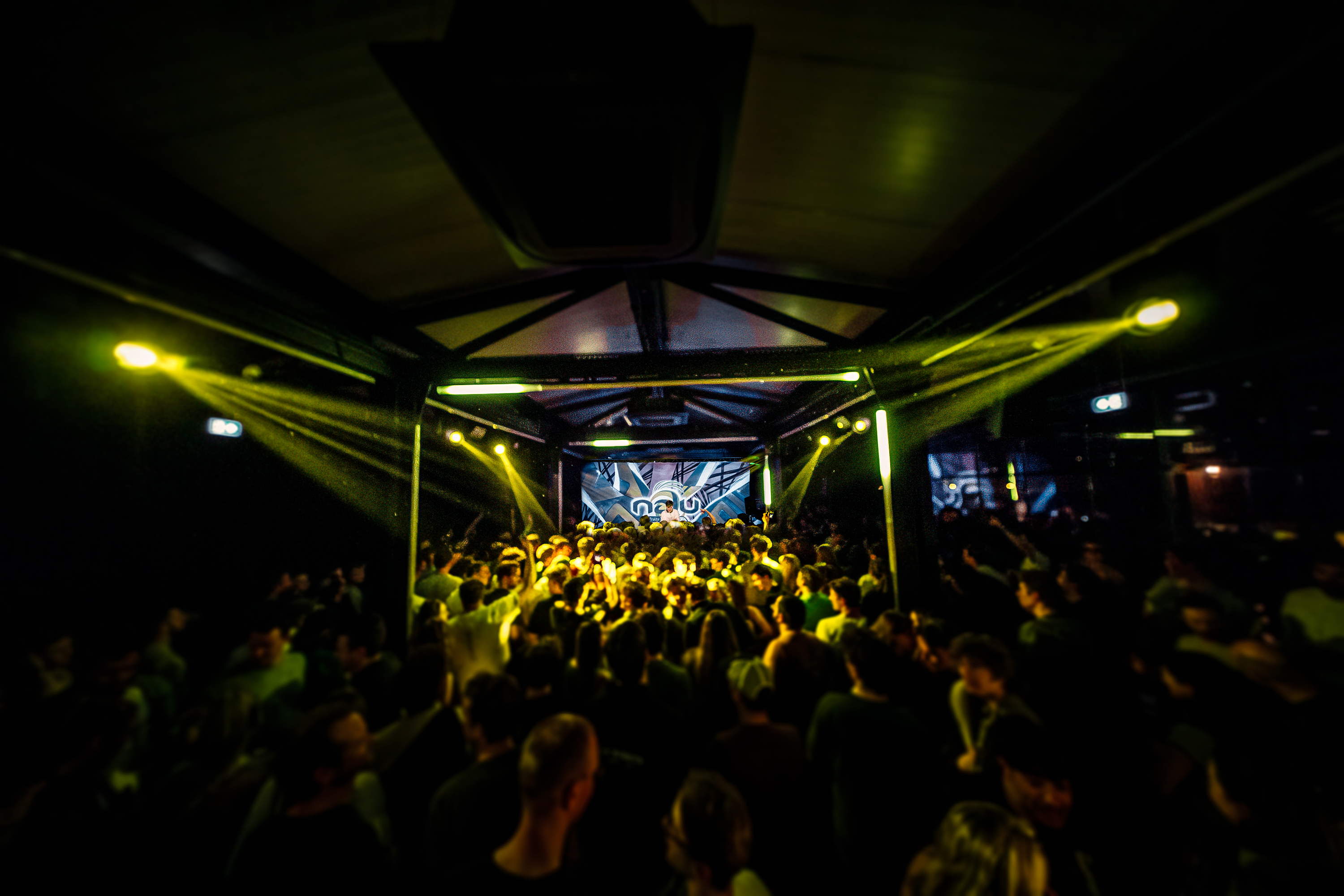 Nalu Netsky Night réunit 500 fans pour une nuit mémorable avec Netsky