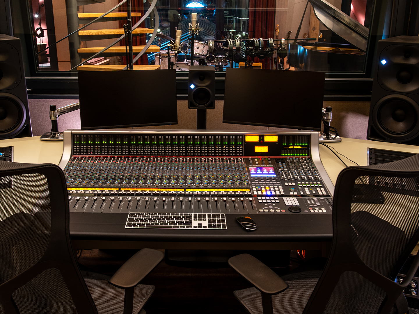 With a Solid State Logic AWS 948 δelta SuperAnalogue™ Console at its Core, Germany's Big Barn Studios is the Perfect Creative Retreat 