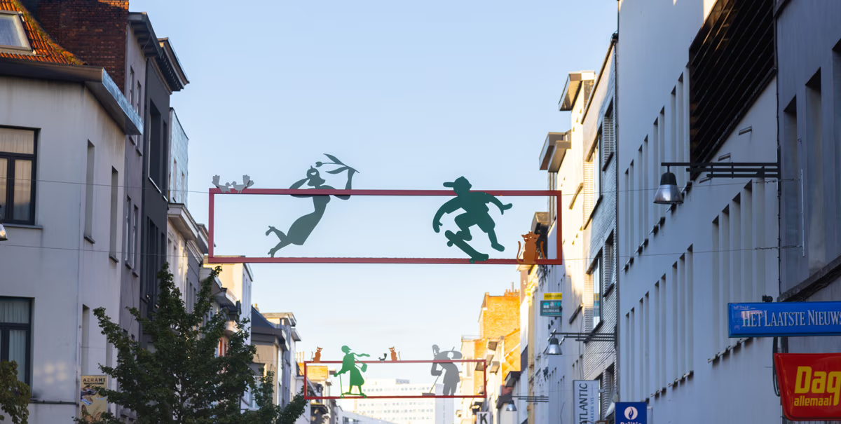 Overspanningen Handelstraat en Korte Zavelstraat, foto kiggen/keen