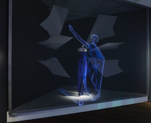 Exploding Fashion: from 2D to 3D to 3D animation, (c) MoMu Antwerp, Photo: Stany Dederen
