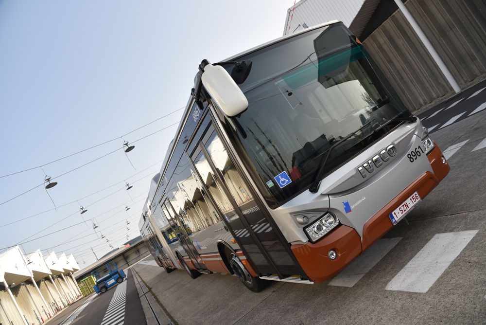 Bus hybride