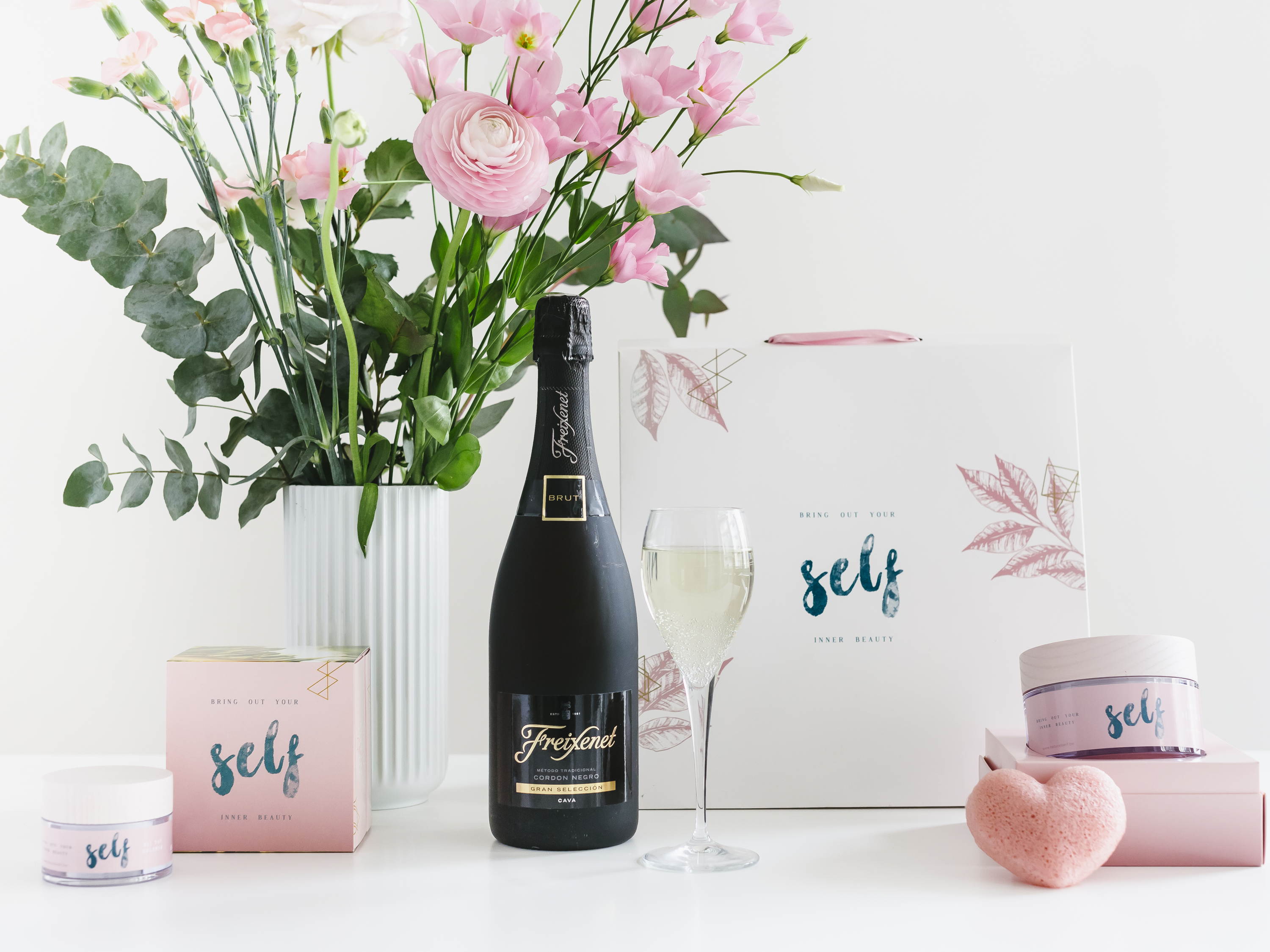 Bubbles and beauty for Mother's Day