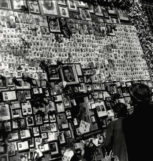 Bonefro: Images of Missing Persons. Photo. October, 1946 AKG250844 © akg-images / Tony Vaccaro Bonefro: Images of Missing Persons. Photo. October, 1946 AKG250844 © akg-images / Tony Vaccaro