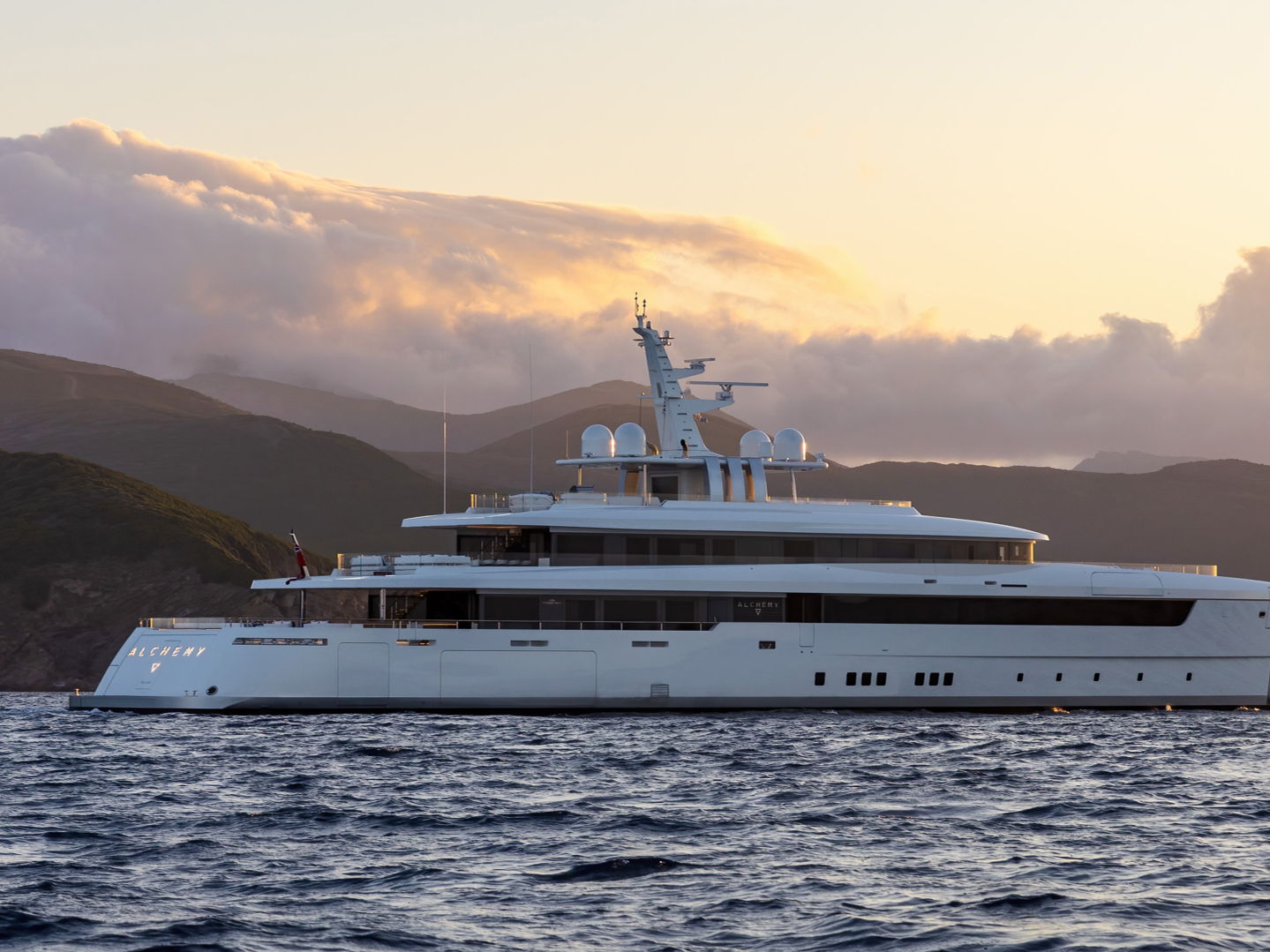 ROSSINAVI TO UNVEIL 66 METRE DIESEL ELECTRIC MOTOR YACHT ALCHEMY AT MONACO YACHT SHOW