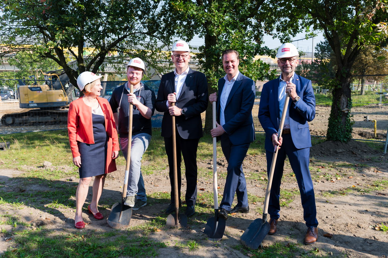 v.l.n.r. Joke Maes, Frederick Everars, Jos Lantmeeters, Tom Vandeput, Marc Vandewalle