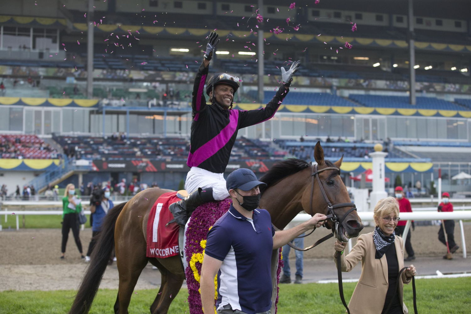 British Royalty returns to the winner's circle after winning the 2021 Breeders' Stakes. (Michael Burns photo)