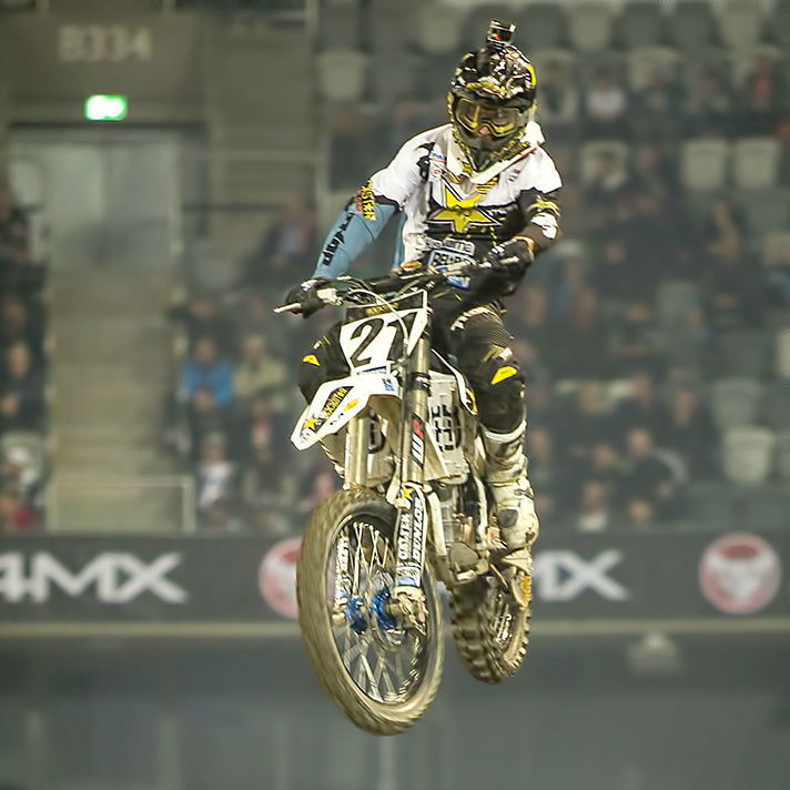 Jason Anderson shines in 24MX Supercross!!