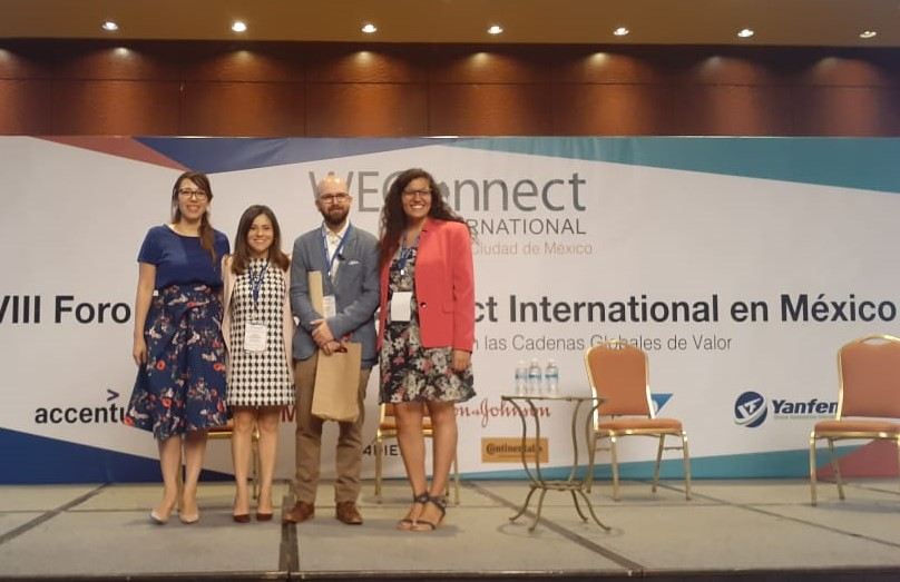 De izq. a der. Raquel Macias, directora de Asuntos Corporativos y Responsabilidad Social de SAP México, Andrea Lizarzaburi, directora para América Latina de WEConnect International, Guillermo Ortega, Chief Operations Officer de MediaLab 21 y Noha Kikhia, Coordinadora de Lab4 De izq. a der. Raquel Macias, directora de Asuntos Corporativos y Responsabilidad Social de SAP México, Andrea Lizarzaburi, directora para América Latina de WEConnect International, Guillermo Ortega, Chief Operations Officer de MediaLab 21 y Noha Kikhia, Coordinadora de Lab4