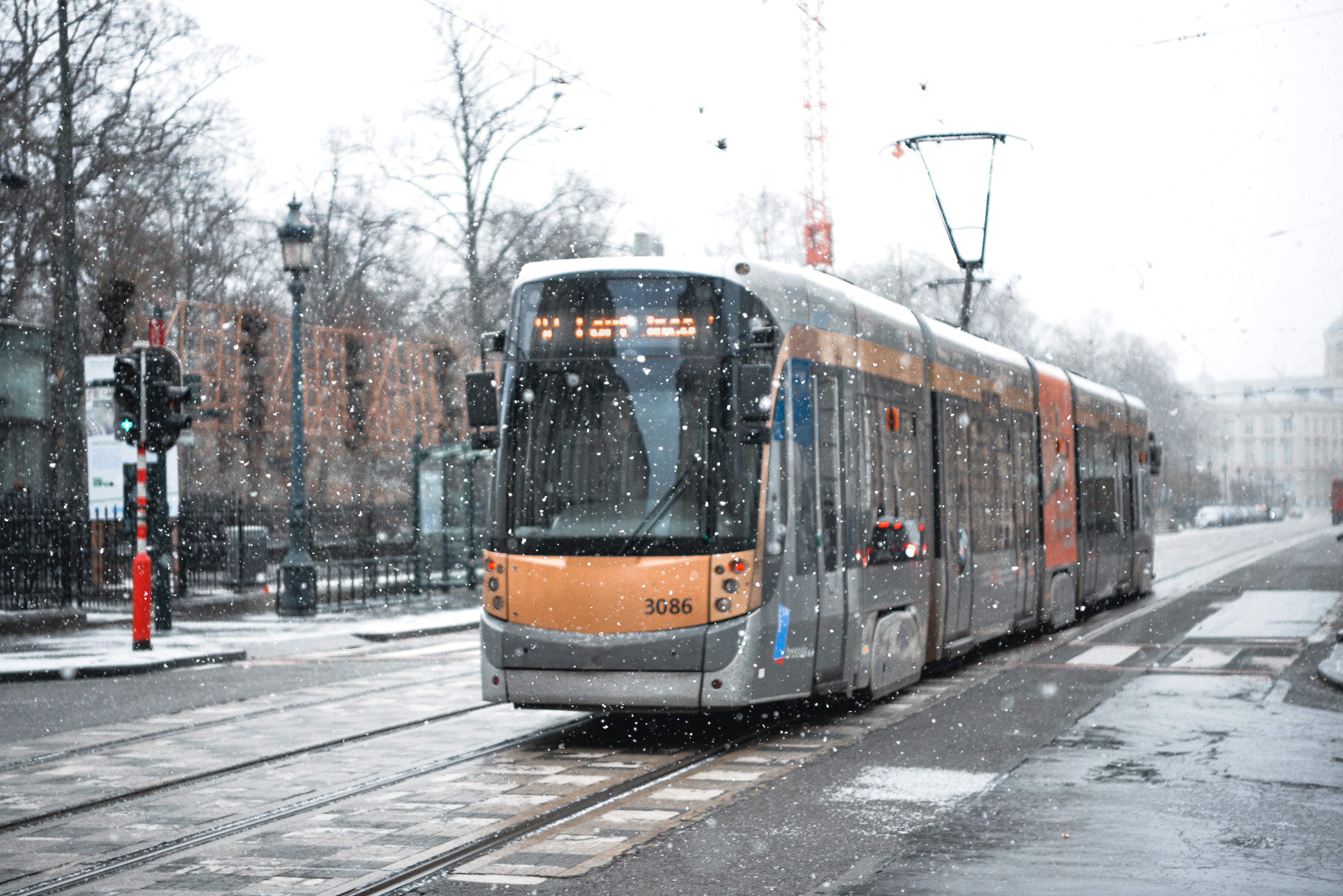 La STIB rénove les arrêts de tram De Trooz, Royale et Petit Sablon