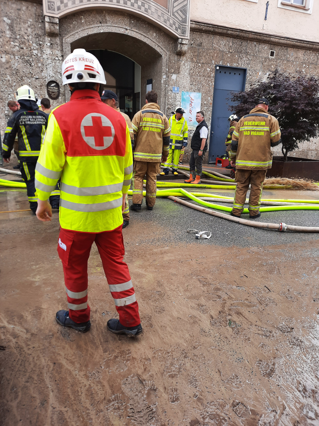 Porsche donates 500,000 euros to the German Red Cross