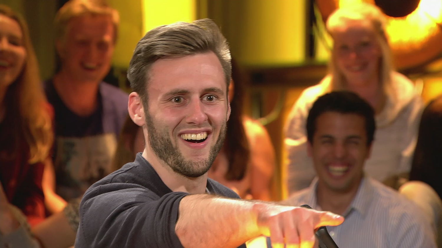 1. Helaas, geen optreden van Tobias' favoriete band
Sorry voor alles (c) VRT