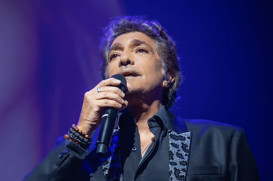 Nostalgie+ fête son premier anniversaire avec Frédéric François