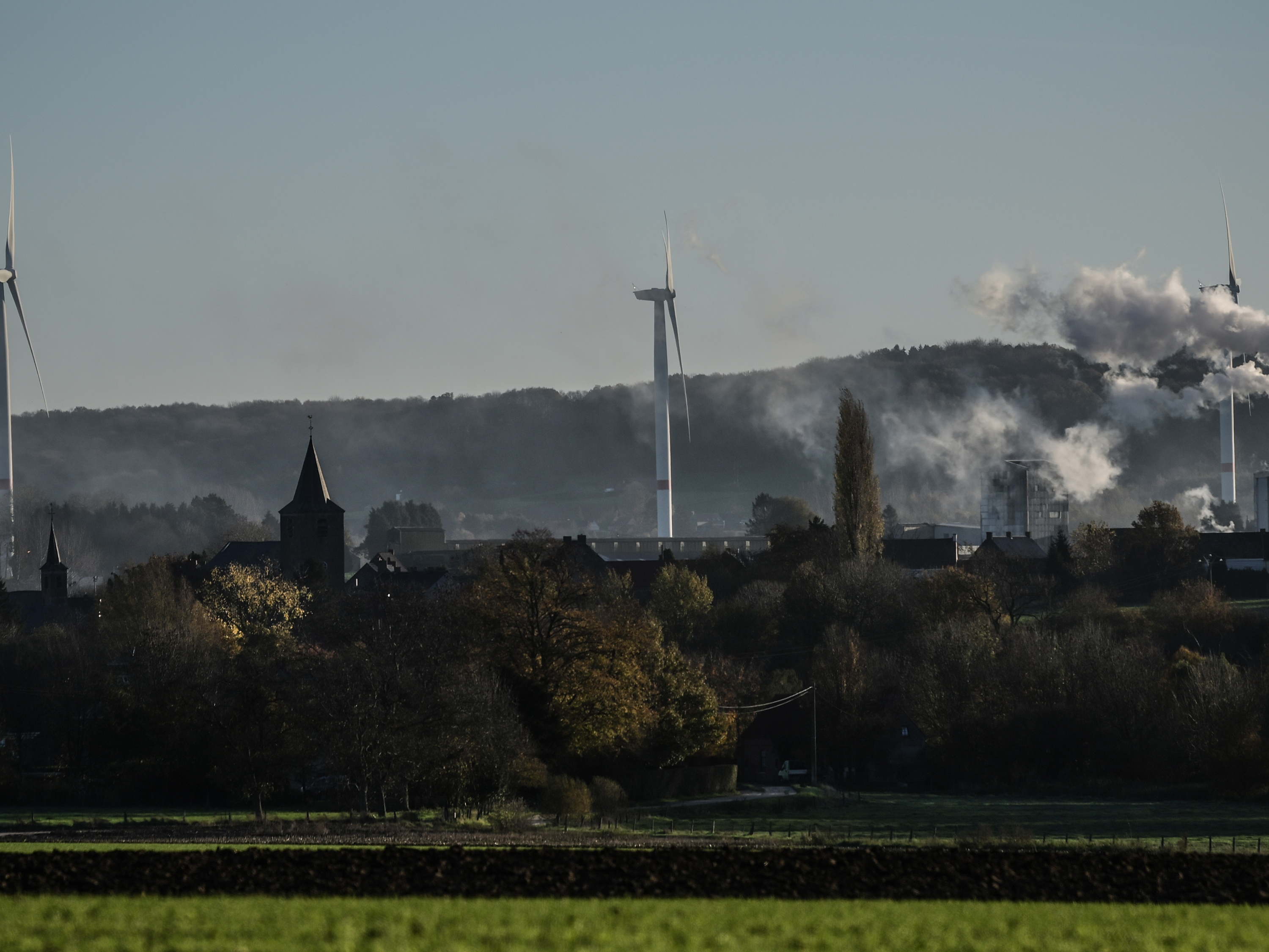 Flandern führt Abstandsregeln für große Windräder ein