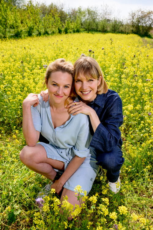 Nele en Laura (c) VRT