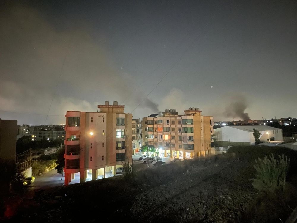 Líbano: Beirut, sumida en el caos con miles de personas huyendo en condiciones desesperadas