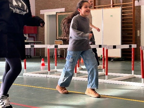 Leerlingen van het basisonderwijs van Stad Brussel ontmoeten topsporters, valide en mindervalide