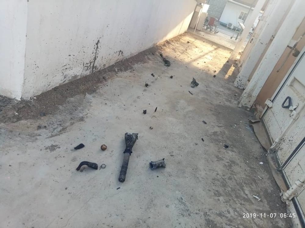 munitions non explosées provenant d'un entrepôt militaire voisin touché lors de l'attaque.