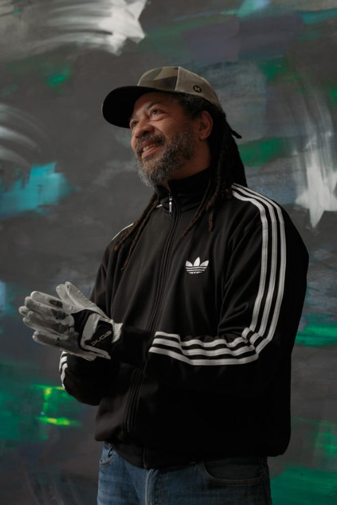 Gary Simmons, 2023. © Gary Simmons. Courtesy the artist and Hauser & Wirth. Photo: Tito Molina / HRDWRKER 