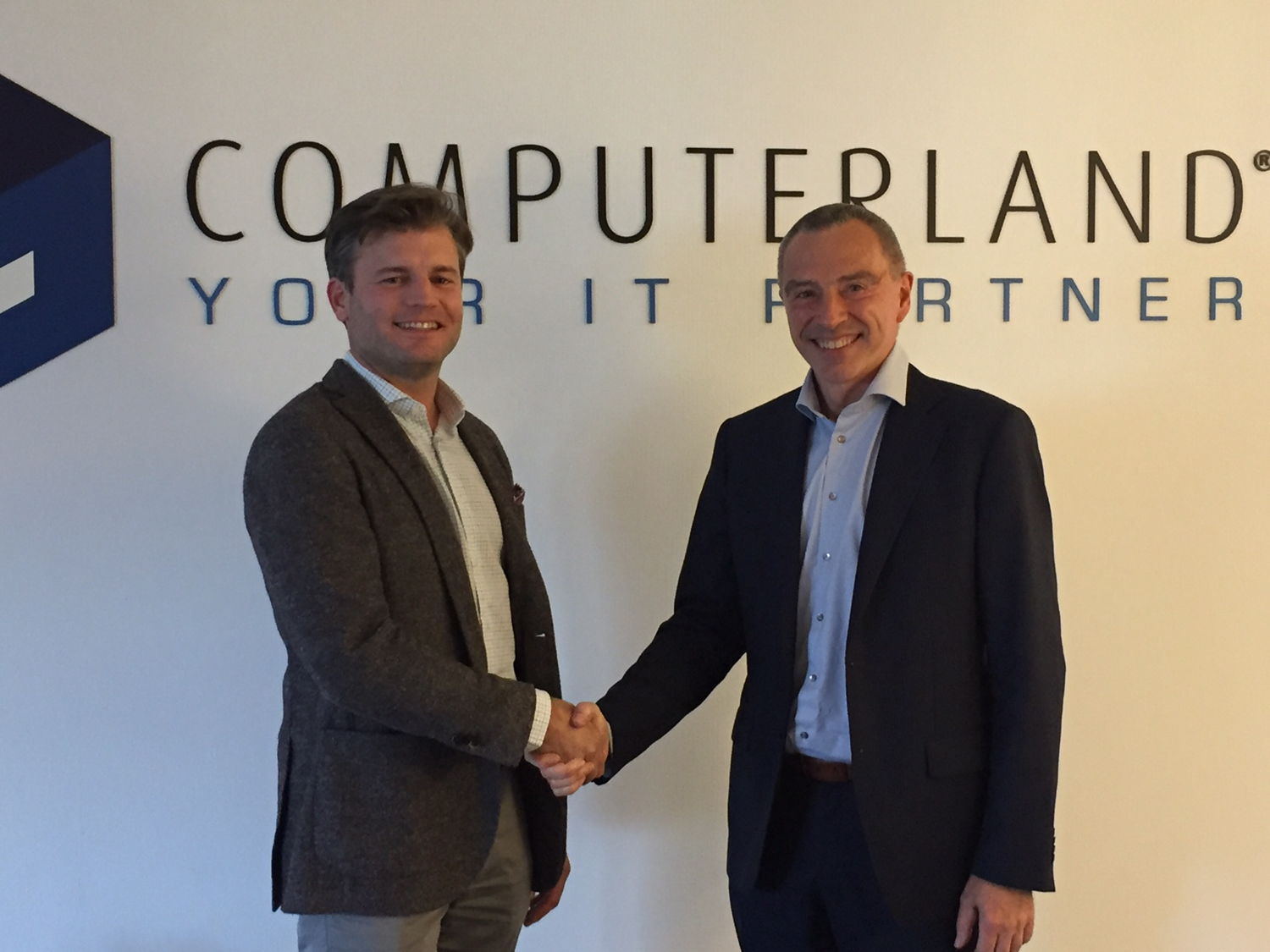 Quentin Poncelet, General manager van Computerland en Marc LAMBOTTE, CEO van Agoria