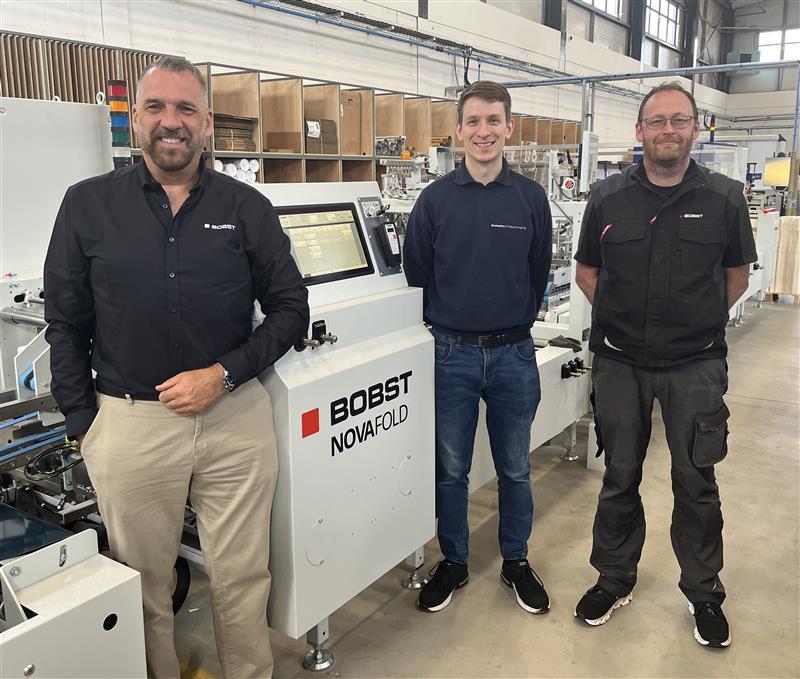 From left to right: Lee Alton, BOBST Area Sales Manager Northern England and Scotland, Michael Thomson, Production Director, and Jamie Steel, BOBST Product Specialist