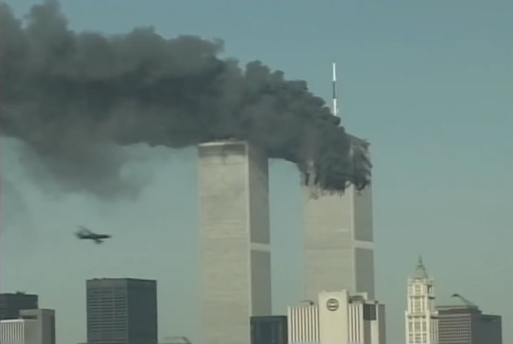 9/11 tweede vliegtuig vliegt naar WTC - archief