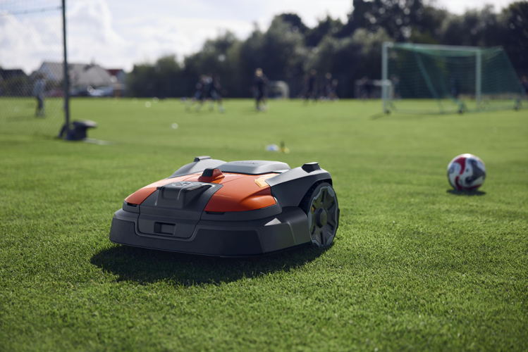 ©Husqvarna Automower 560 EPOS Sports