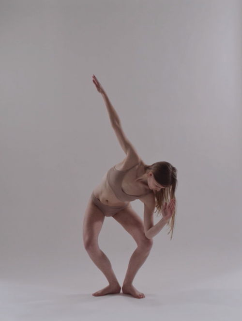 ‘All She Wants to Do Is Dance’, Judith Van Oeckel, video, © Liam Emmerechts