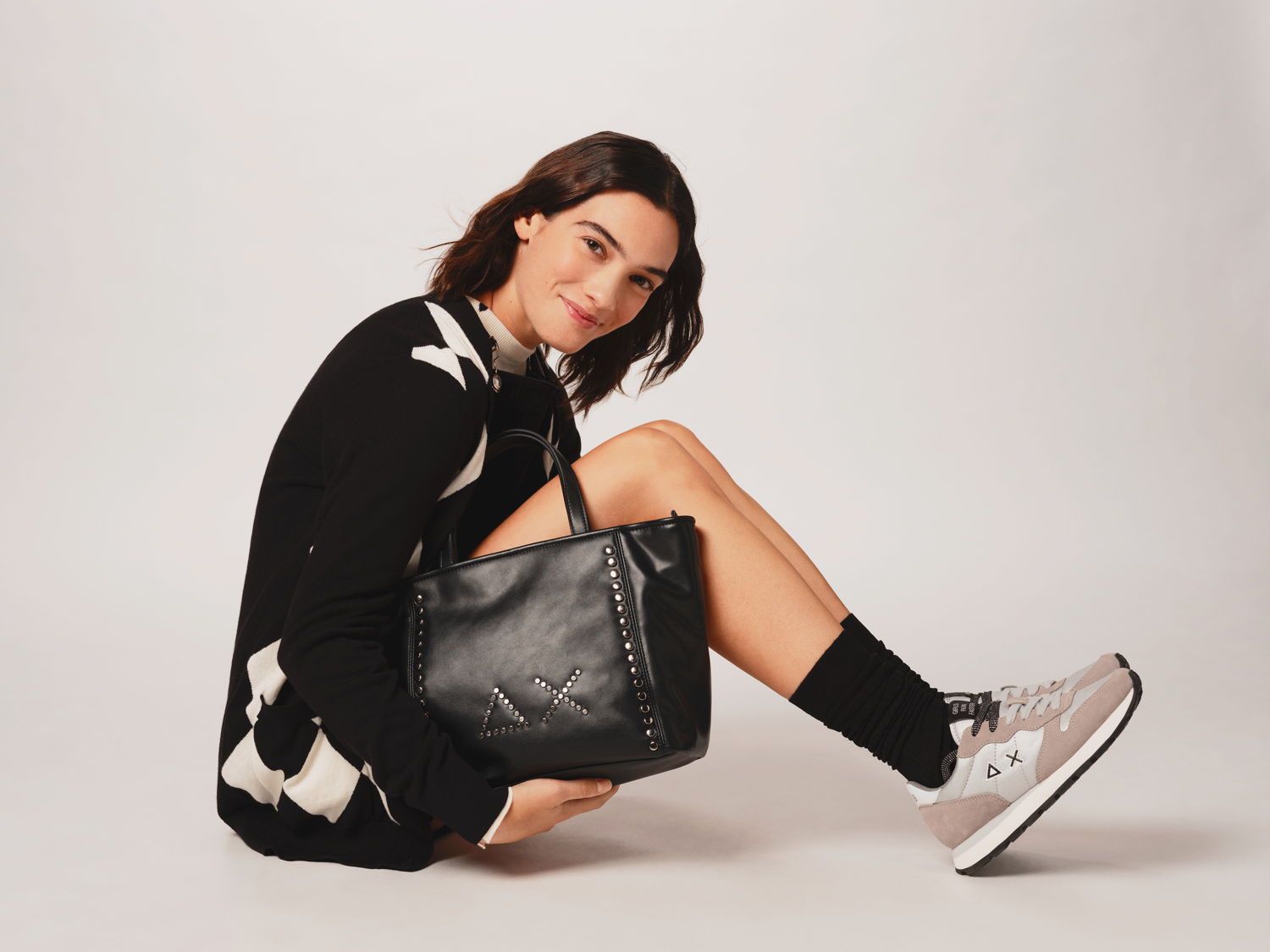 SUN68-FW24-Jacqueline-01