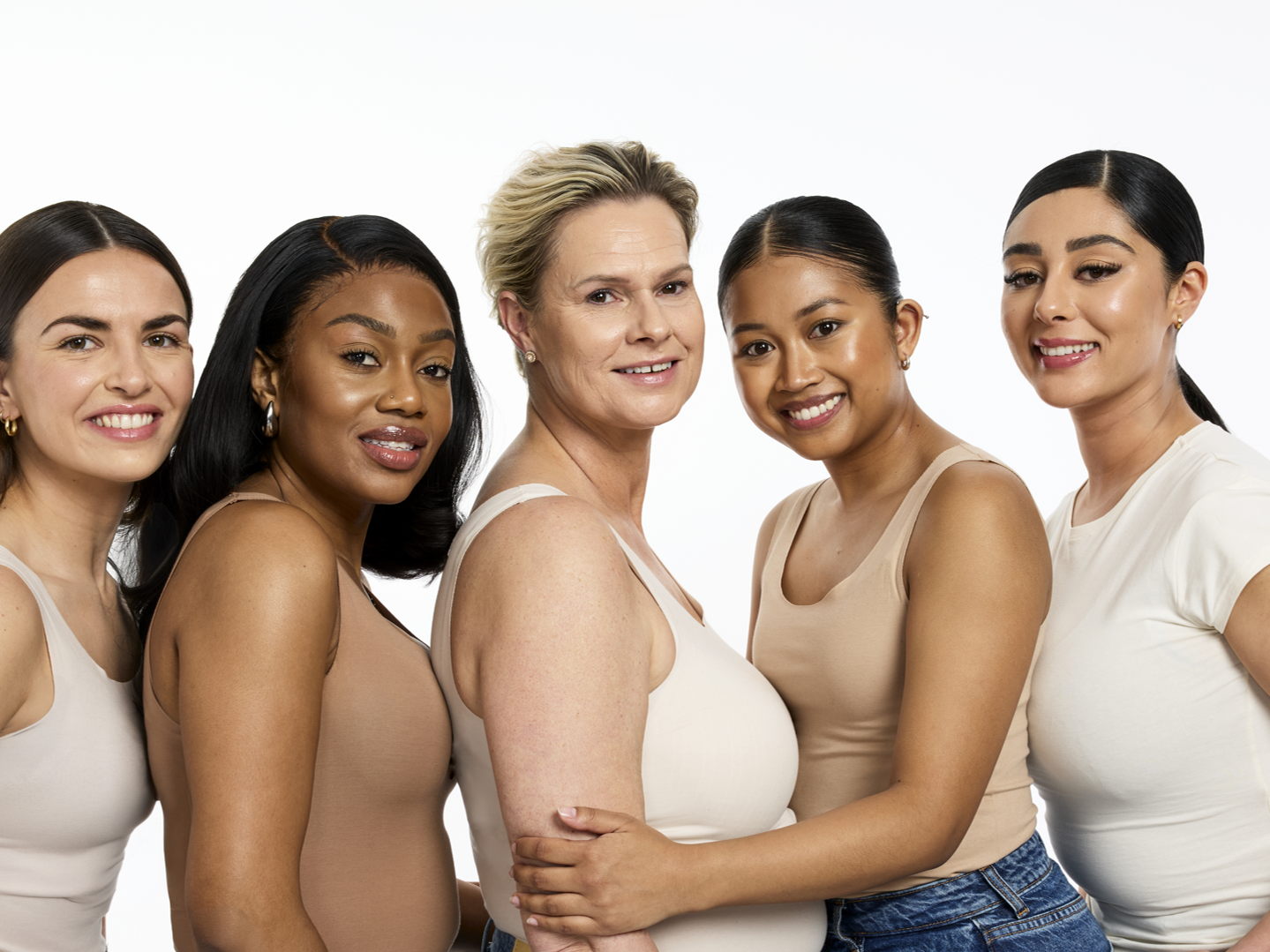 BE Creative Make Up introduit REAL SKIN SERUM FOUNDATION