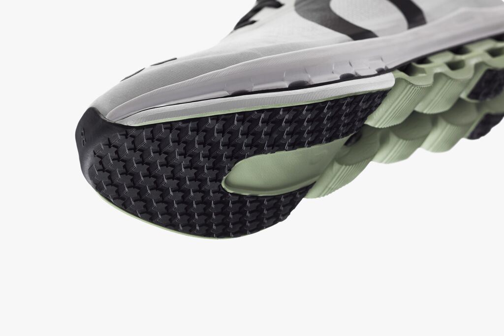 Cloudboom Echo in White|Black (Women & Men)