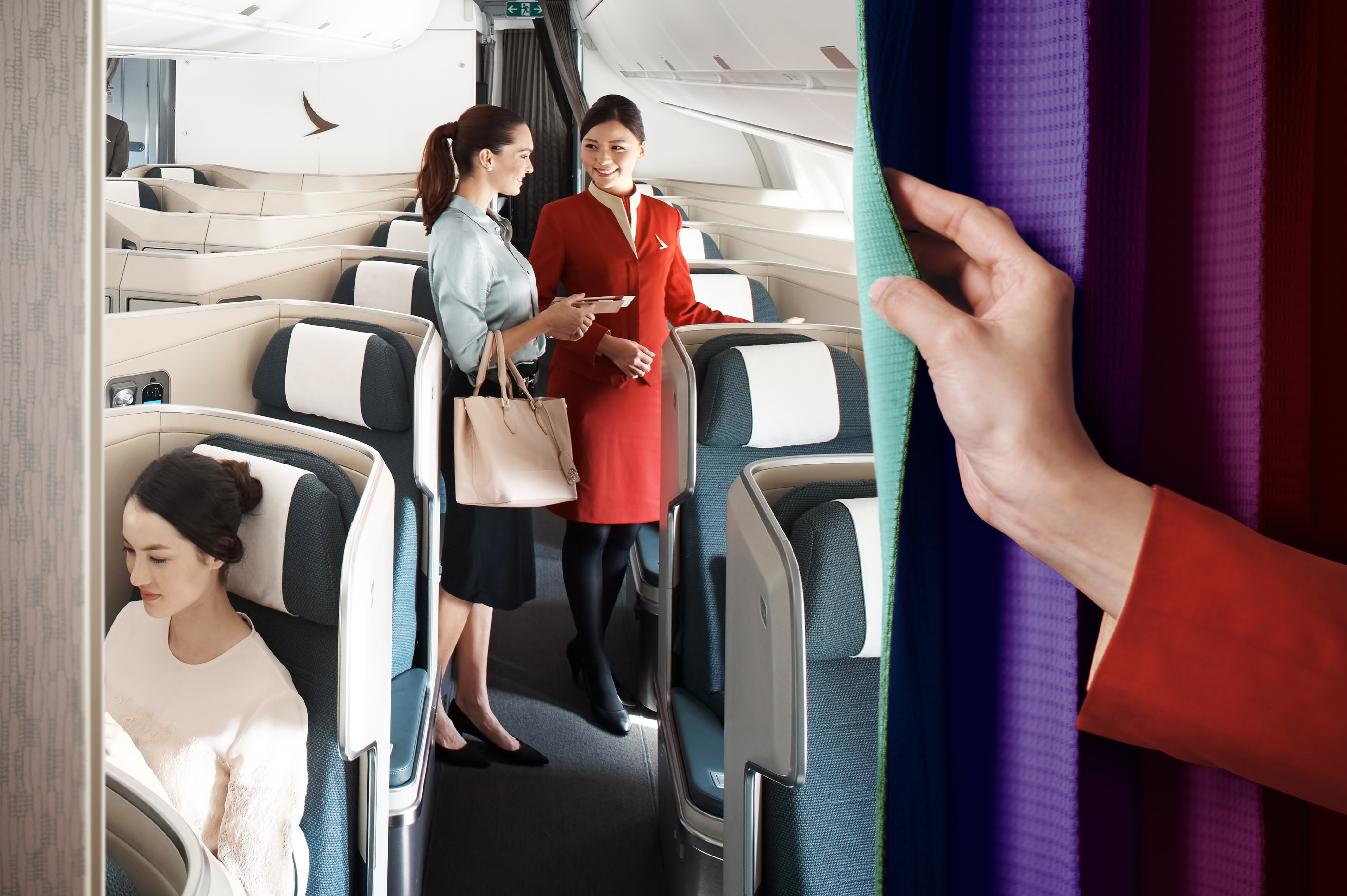 fanfares呈献全新升级优惠国泰及港龙航空推出全新商务及特选经济客舱
