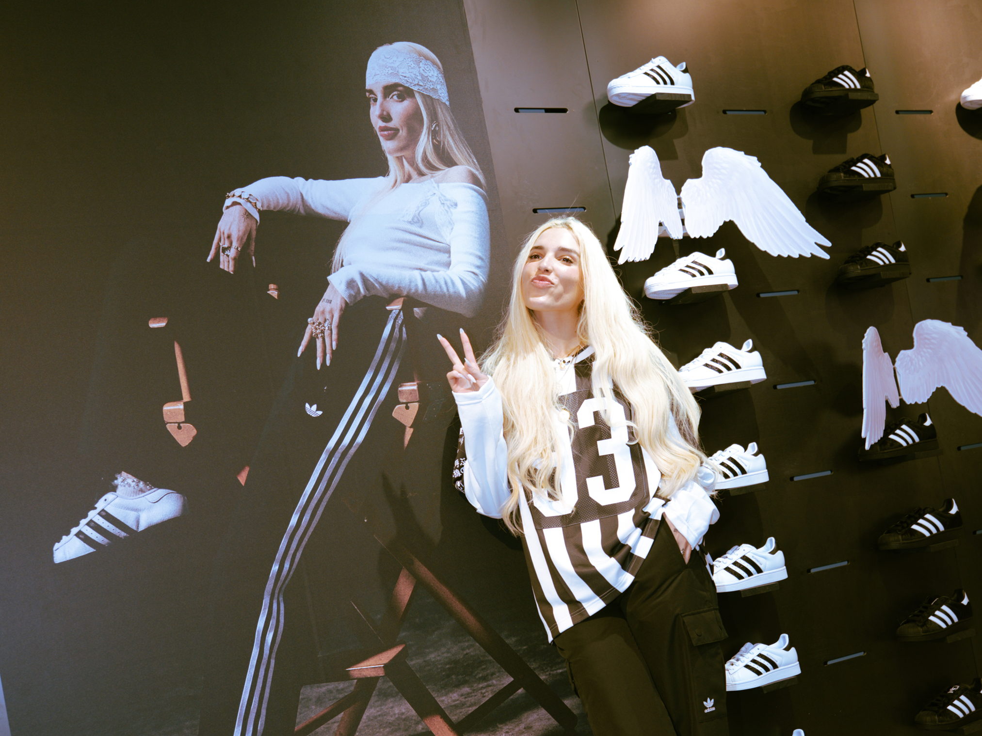 ADIDAS CELEBRA EXITOSO MEET & GREET CON ELENA ROSE EN SU TIENDA DE MULTIPLAZA
