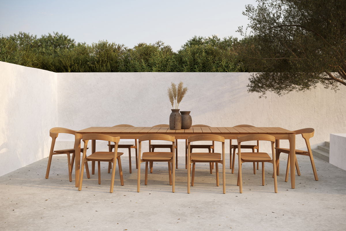Teak Bok outdoor dining table and chairs