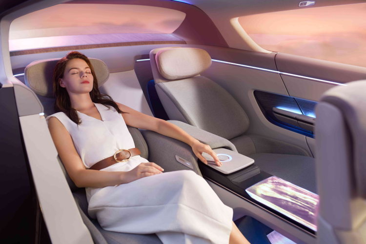 xim23_immersive-mode_hover-seat_optimized