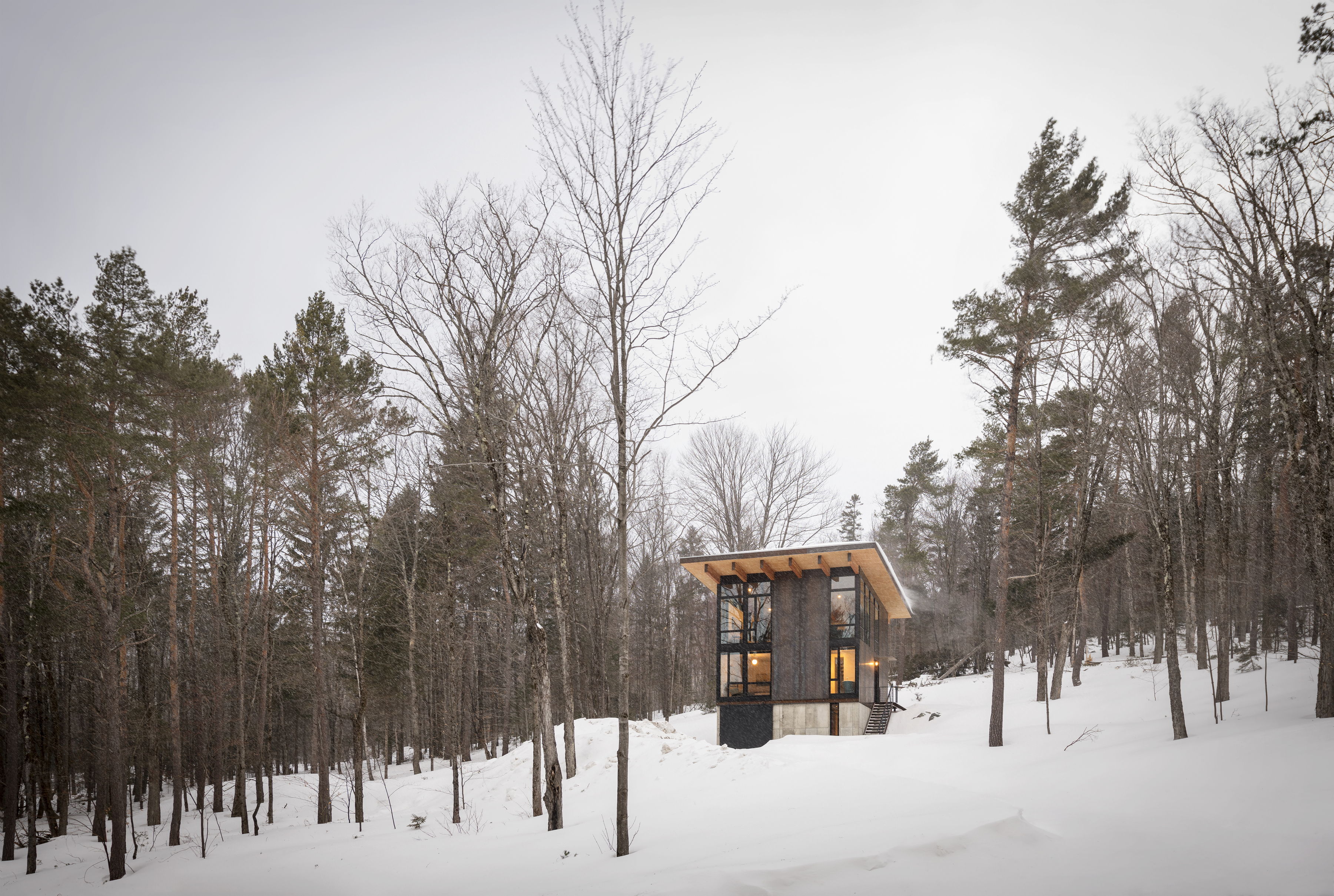 Vermont Cabin - Photography by Aaron Leitz