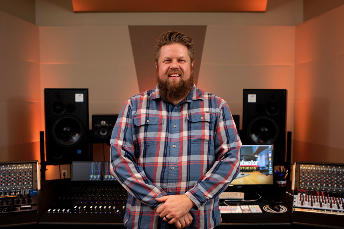 Sweetwater Studios' Producer/Engineer Shawn Dealey