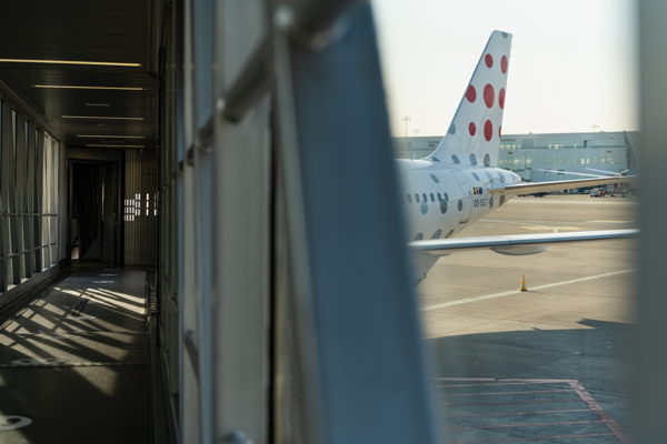 Virtual Reality and assisted flight help people with fear of flying